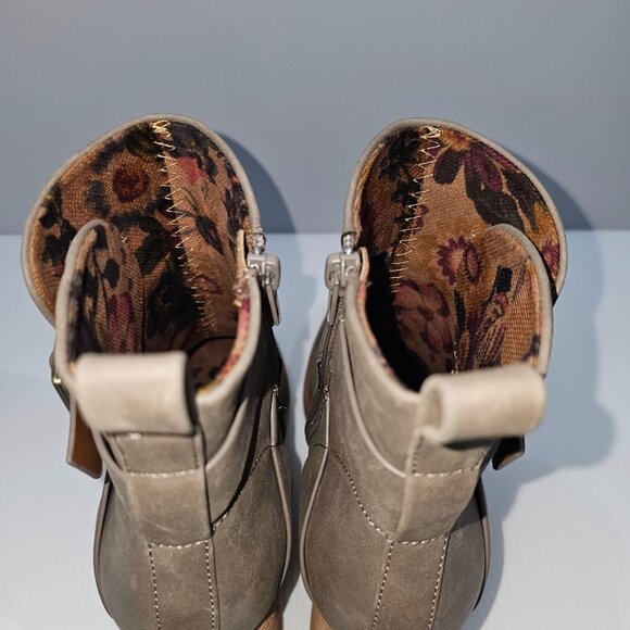 NEW Korks Kork Ease Shyla Ankle Boot Womens Size 9 Taupe Block Heel Buckle Strap - Picture 10 of 14